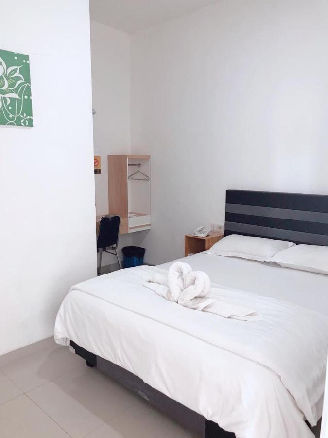 Jaya Sakti Hotel Blora Eksteriør billede